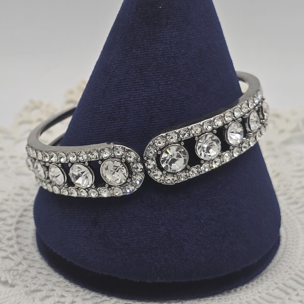 Vintage Rhinestone Clamper Hinged Cuff Statement Bracelet Silver Tone 7"